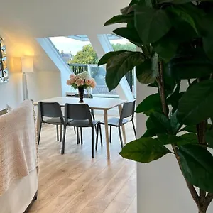 stunning-luminous-penthouse-2beds-2baths.tophotelsbath.com/